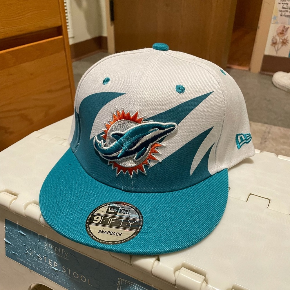 Vintage NFL Miami Dolphins New era hat